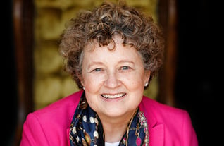 Headshot of Commerce Trust's Susan McGee